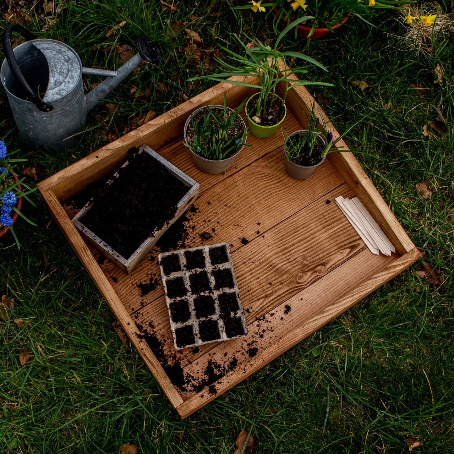 WOODEN POTTING TRAY