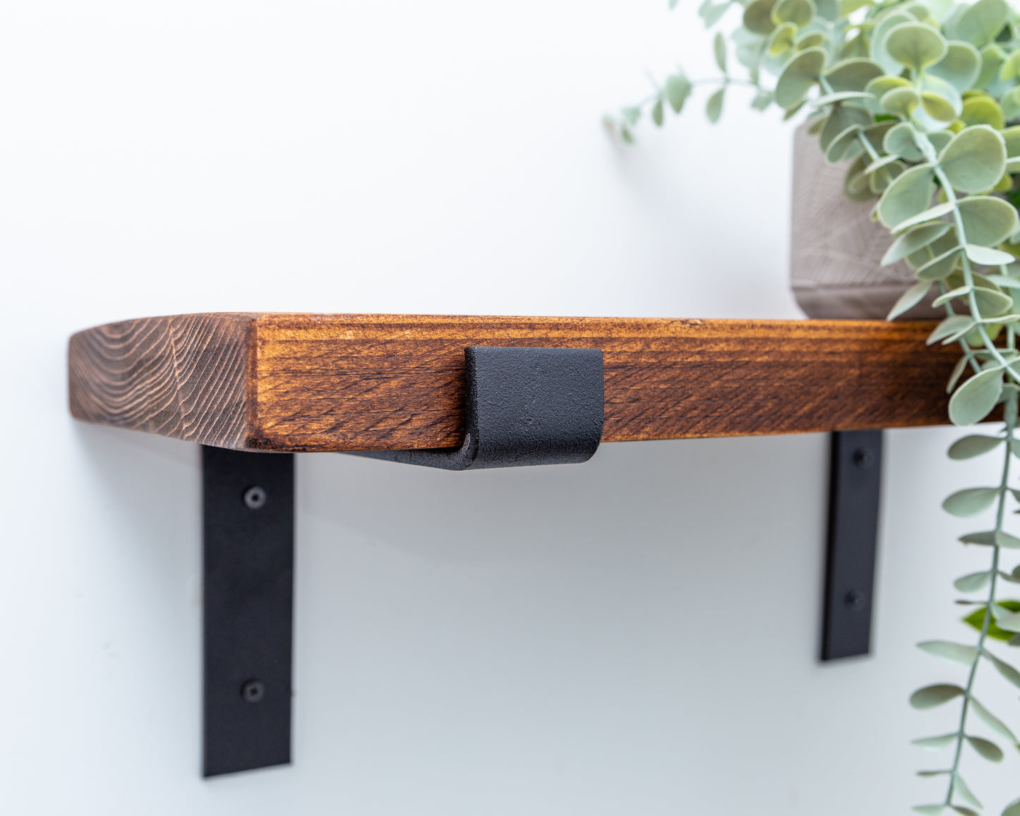 RUSTIC SHELF WITH METAL LOWER BRACKET