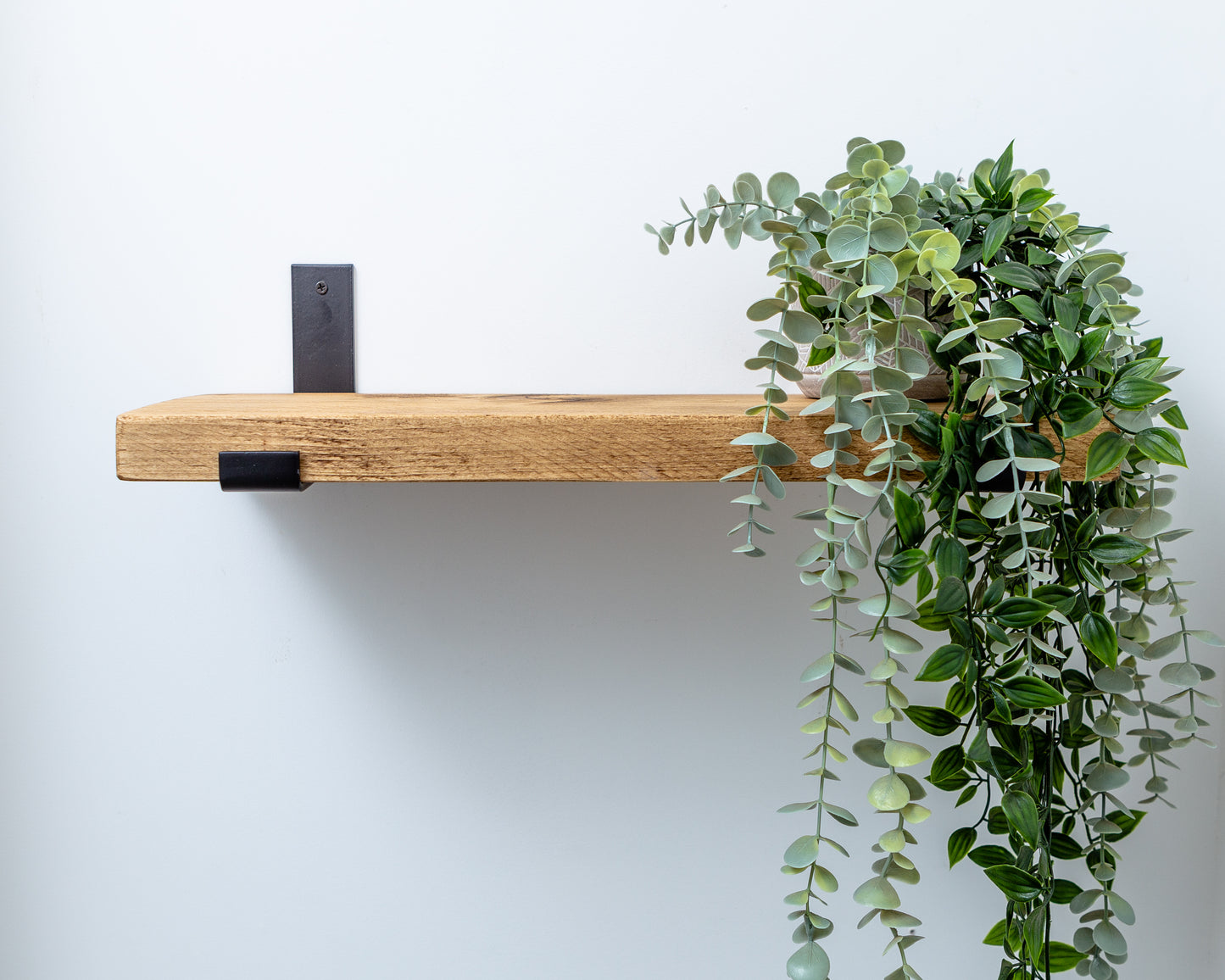 RUSTIC SHELF WITH METAL UPPER BRACKET