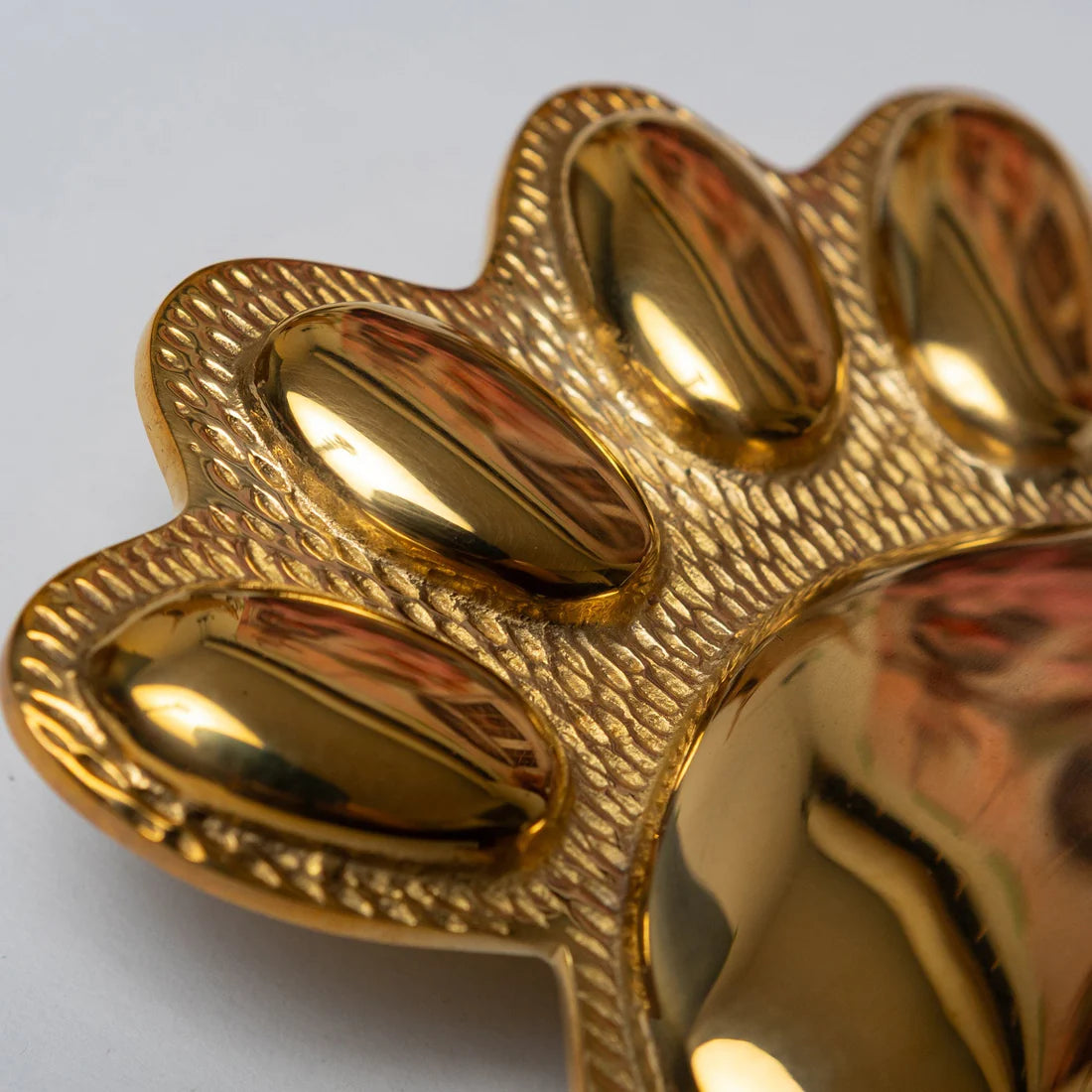 PAW DOOR KNOCKER BRASS FINISH