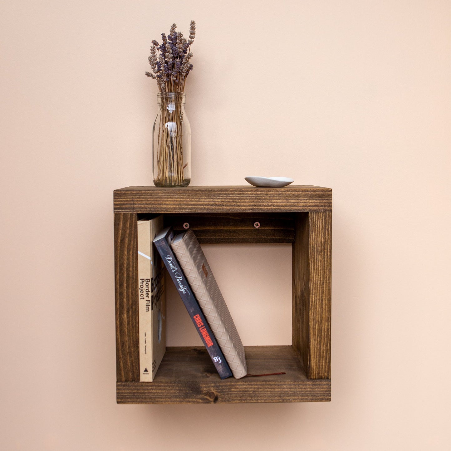 WALL-MOUNTED NIGHTSTAND