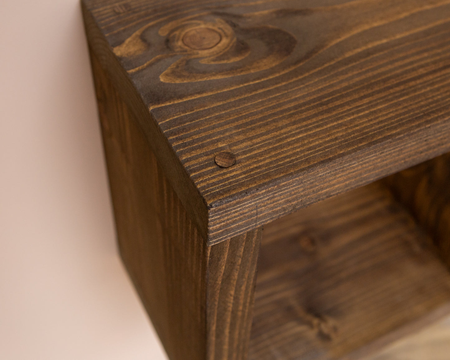 WALL-MOUNTED NIGHTSTAND