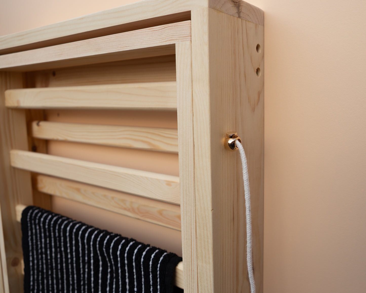 WALL MOUNTED TOWEL RACK
