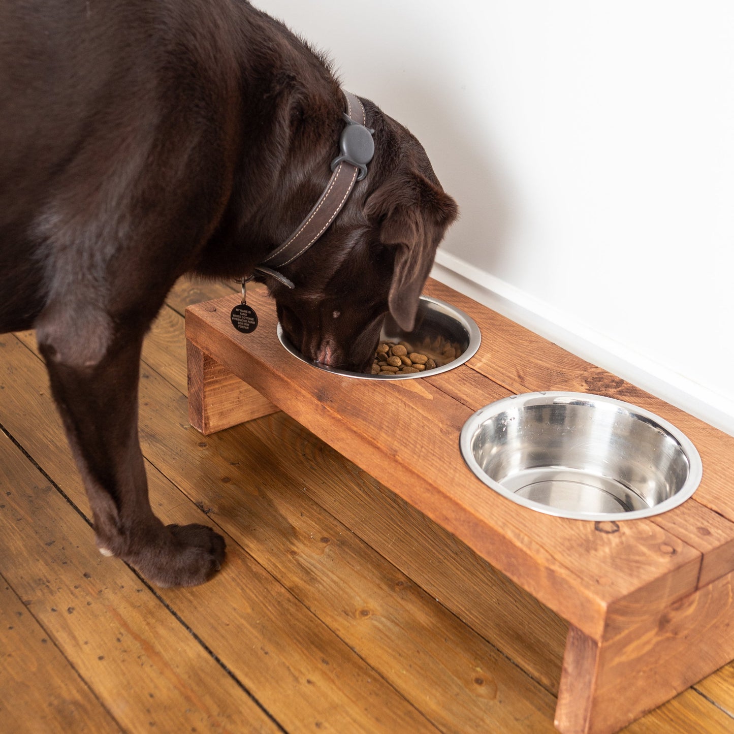 DOG BOWLS STAND